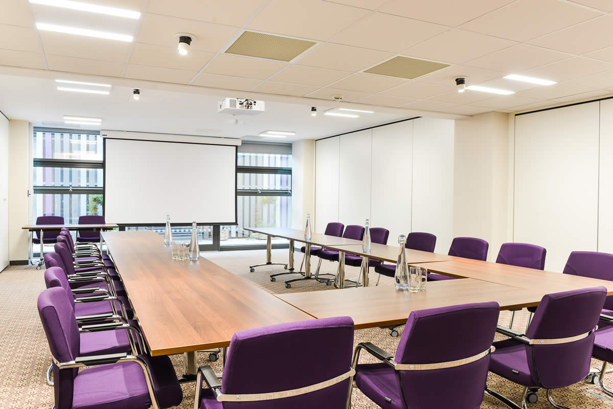Boardroom-meeting-1
