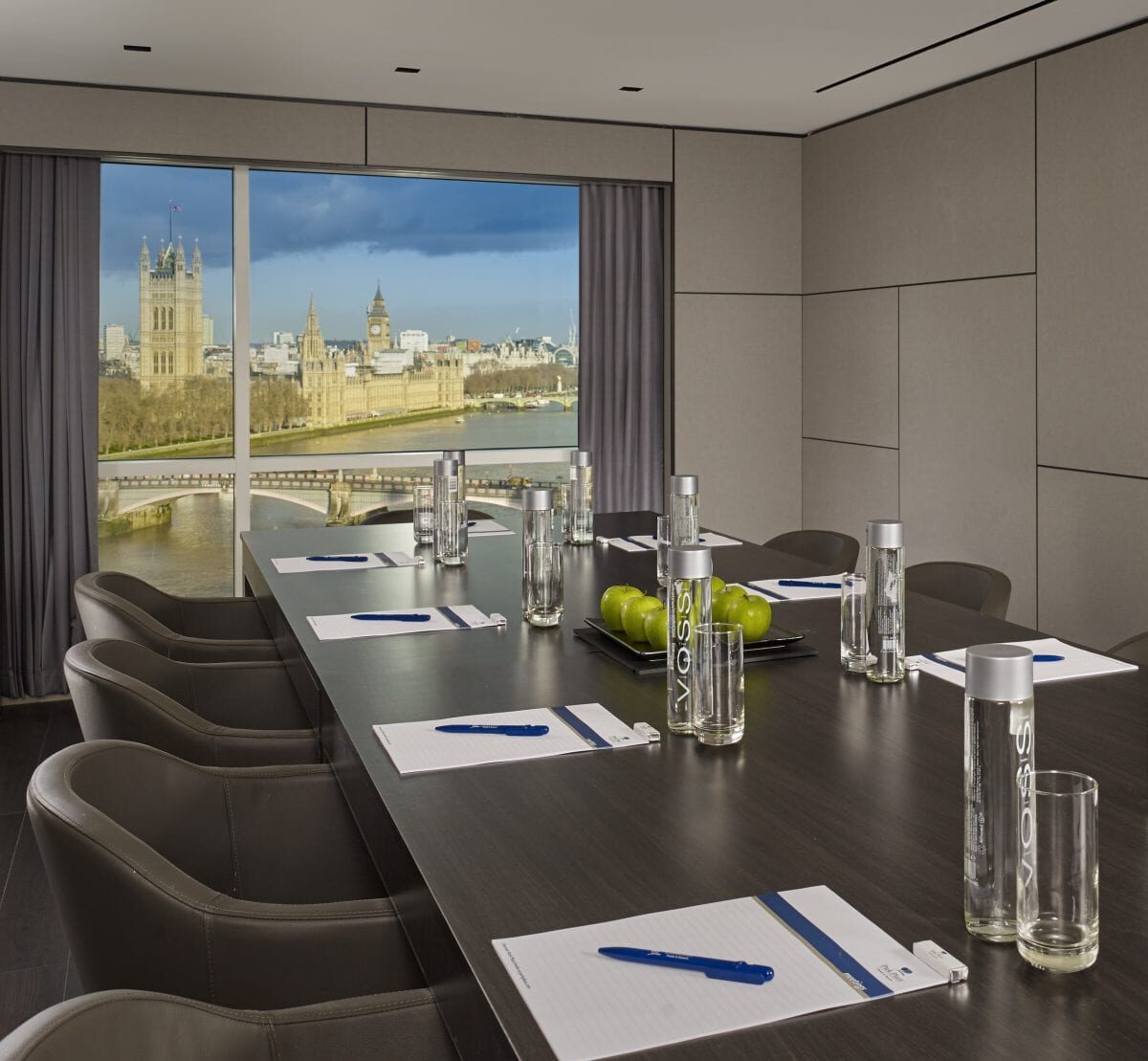 Meeting-Room-City-view-1