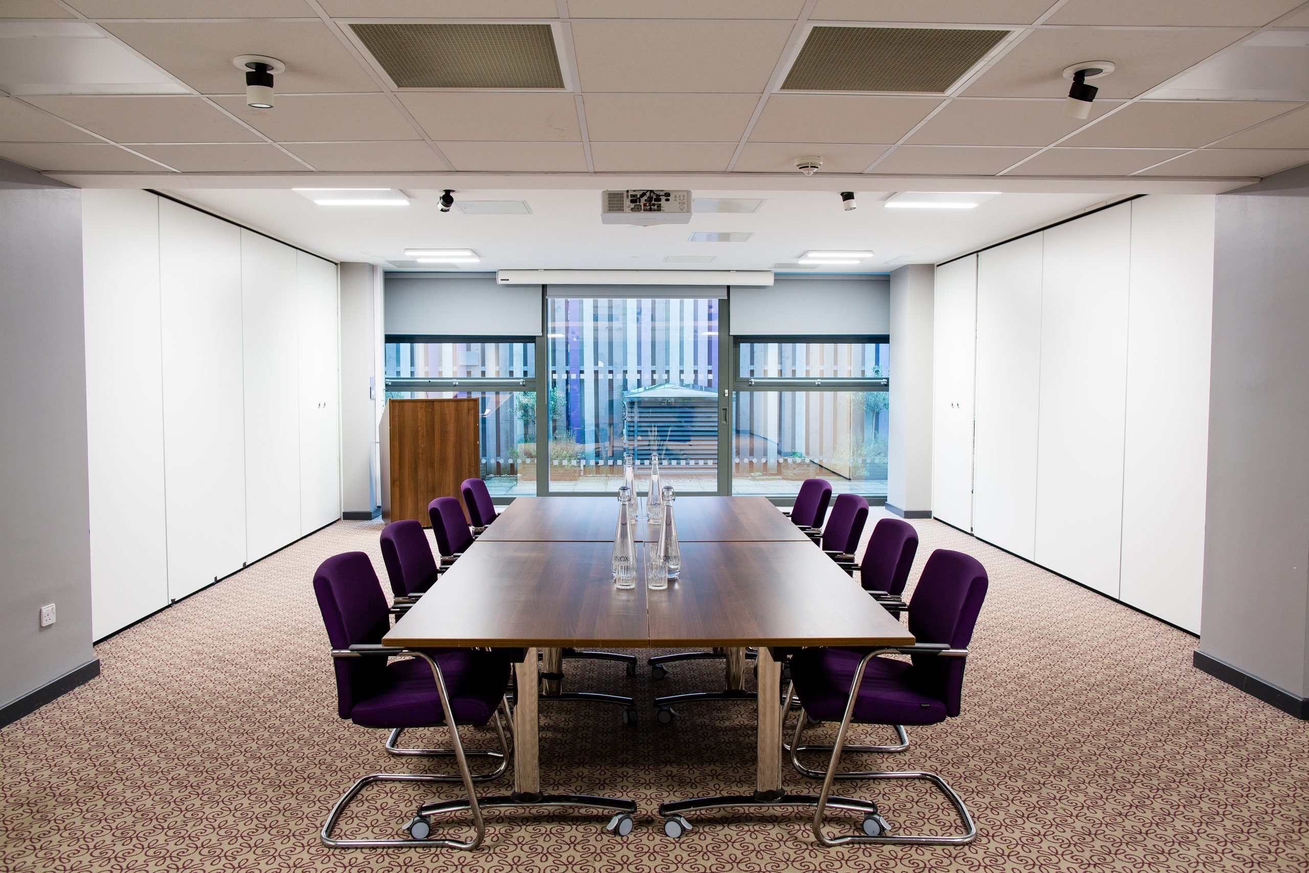 Small-Meeting-Room-1