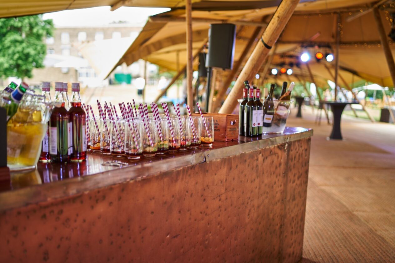 Summer-Bar-1