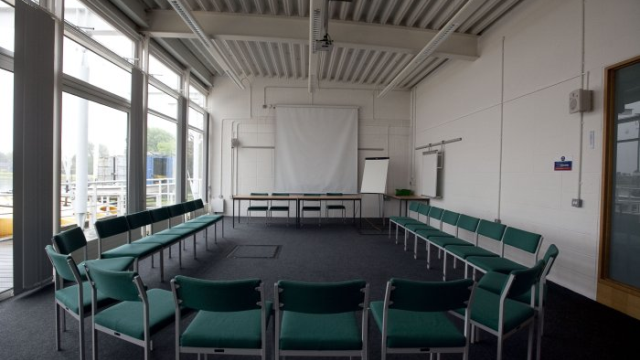 6042_west_reservoir_centre_6