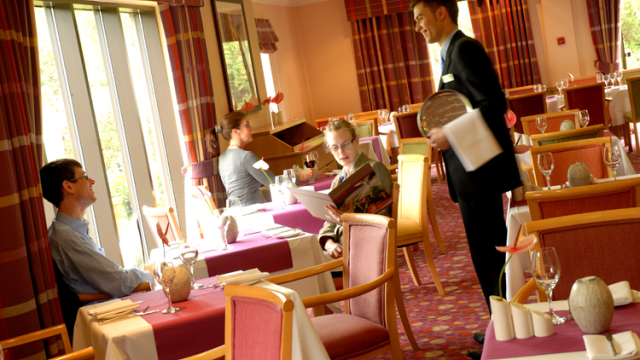 6345_oxford_spires_four_pillars_hotel_7