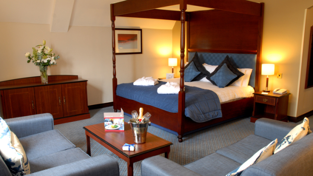 6345_oxford_spires_four_pillars_hotel_9
