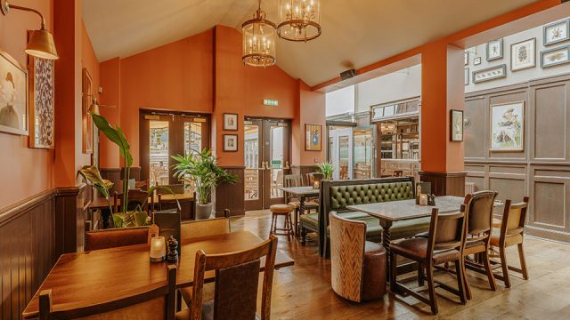 Crown-and-Greyhound-dining-area