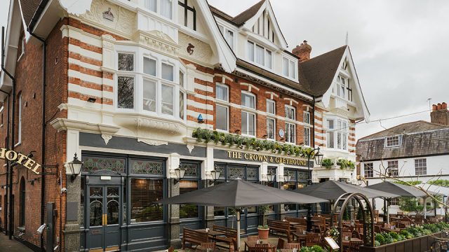 Crown-and-Greyhound-exterior