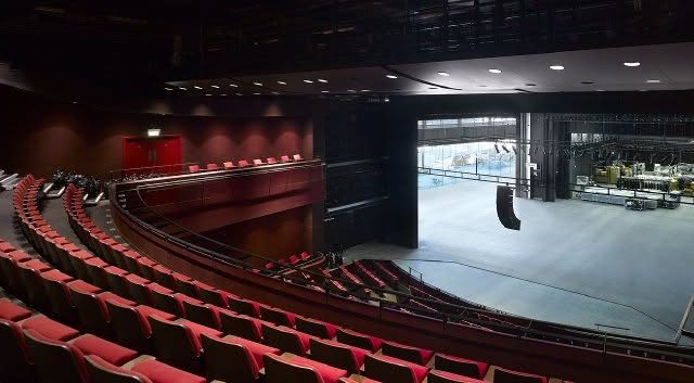 CurveTheatreGallery4