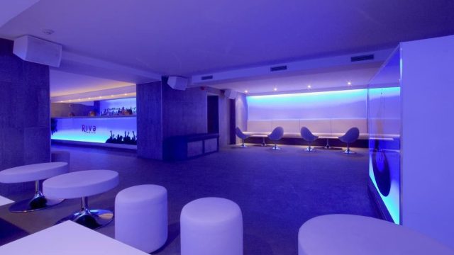 Riva-Lounge