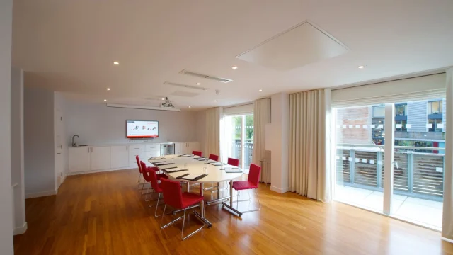 bermondsey-square-meeting-room