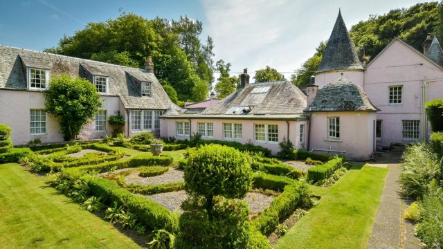 Gardens at Thackray House